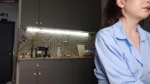 hosina_sayeri online show from October 2025 07:20:02 AM