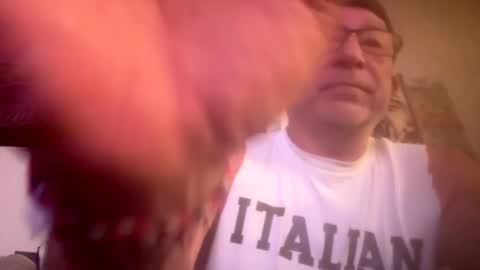 hoss43040 online show from September 2025 01:49:01 AM