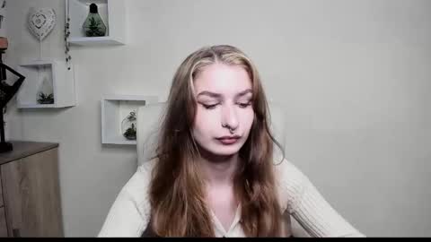 Snapshot of hot_1nina chatting on October 2025 05:41:01 AM NINA online show from October 2025 05:41:01 AM