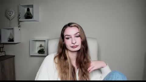 Snapshot of hot_1nina chatting on October 2025 07:01:01 AM NINA online show from October 2025 07:01:01 AM