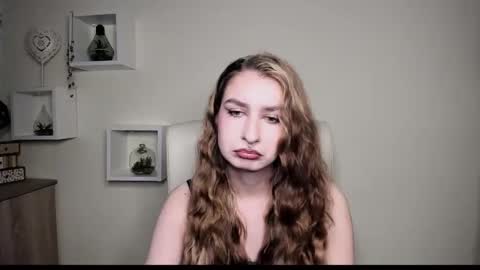 Snapshot of hot_1nina chatting on October 2025 06:37:01 AM NINA online show from October 2025 06:37:01 AM