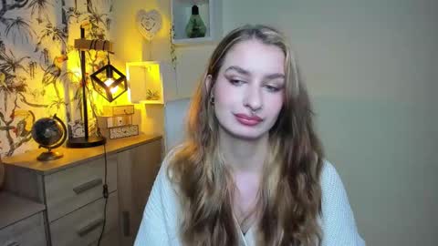 Snapshot of hot_1nina chatting on November 2025 07:07:01 AM NINA online show from November 2025 07:07:01 AM