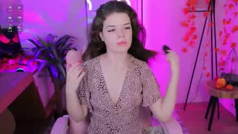 hot__tiny online show from November 2025 07:18:02 AM