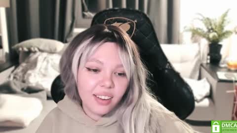   online show from December 2024 06:41:01 PM