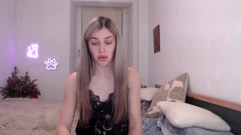 Snapshot of hot_berry69 chatting on January 2025 10:26:01 PM Dashka online show from January 2025 10:26:01 PM