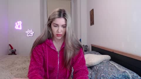 Snapshot of hot_berry69 chatting on March 2025 10:41:02 PM Dashka online show from March 2025 10:41:02 PM