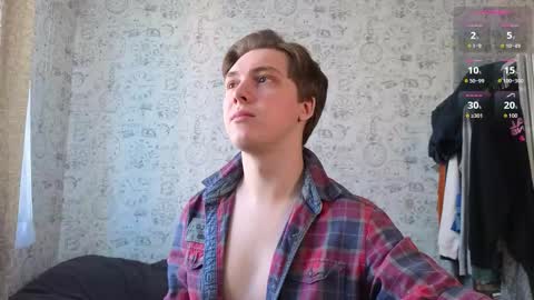 Snapshot of hot_boy_oscar chatting on September 2025 11:14:01 AM Oscar online show from September 2025 11:14:01 AM