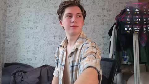 Snapshot of hot_boy_oscar chatting on October 2025 11:08:02 AM Oscar online show from October 2025 11:08:02 AM