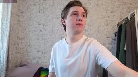 Snapshot of hot_boy_oscar chatting on October 2025 11:09:02 AM Oscar online show from October 2025 11:09:02 AM