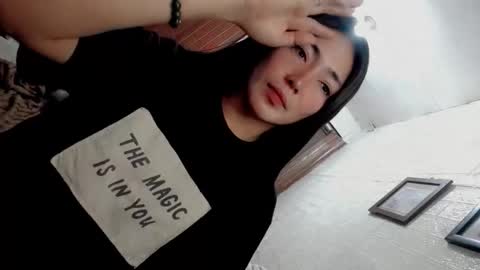 its me CLAUDIA online show from June 2026 09:33:02 AM