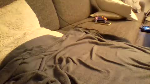 Snapshot of hot_couple_2002 chatting on June 2026 05:31:02 AM New to this come join us online show from June 2026 05:31:02 AM
