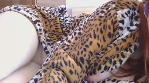 Snapshot of hot_couplee98 chatting on February 2025 10:04:01 AM Hot Couple online show from February 2025 10:04:01 AM