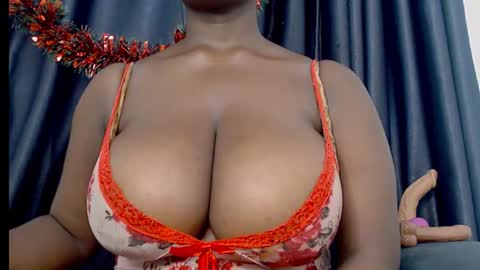 Snapshot of hot_ebonyxxx chatting on October 2025 09:42:01 AM Vivian online show from October 2025 09:42:01 AM