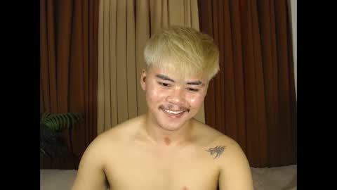 hot_emmanuel online show from April 2026 08:40:01 AM