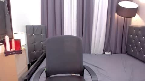 kelly lee online show from February 2026 12:09:02 PM