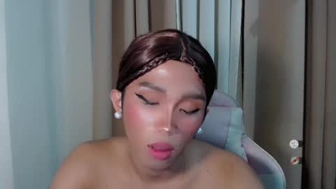 Snapshot of hot_khianna chatting on August 2026 06:54:01 PM Khianna online show from August 2026 06:54:01 PM