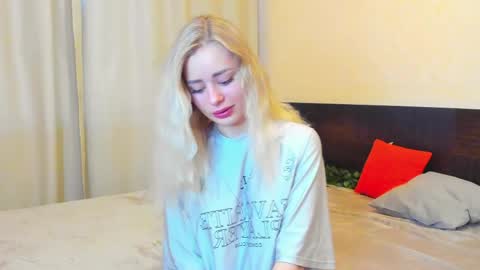 hot_kittie_hot online show from June 2026 01:56:01 AM