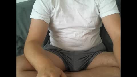 Snapshot of hot_lars chatting on May 2026 07:13:01 AM Lars online show from May 2026 07:13:01 AM