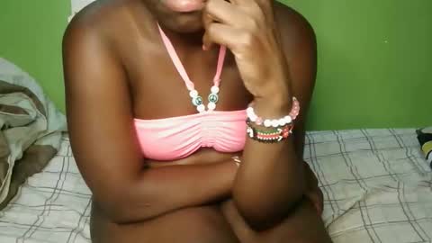 hot_latifah online show from December 2025 09:20:01 PM