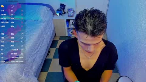 Snapshot of hot_latin_temptation chatting on June 2026 12:14:01 AM Alejandro online show from June 2026 12:14:01 AM