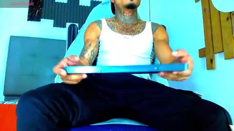 SEXY COUPLE  online show from February 2026 12:42:01 PM