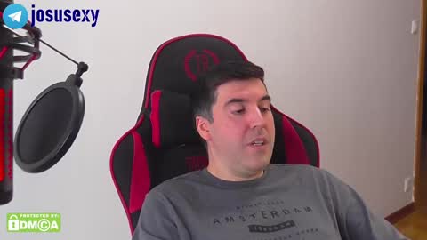 Snapshot of hot_liki chatting on February 2025 12:17:02 PM Hot Li ki online show from February 2025 12:17:02 PM