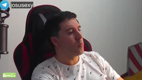 Snapshot of hot_liki chatting on October 2025 05:15:02 PM Hot Li ki online show from October 2025 05:15:02 PM