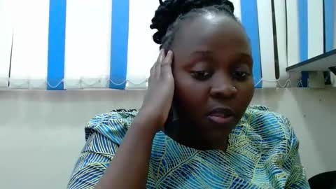 Linah online show from December 2025 06:53:02 AM