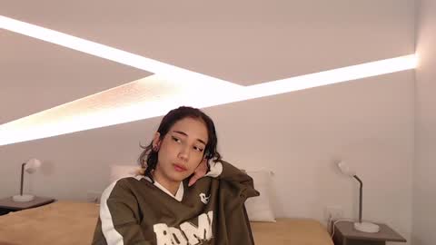 Alana online show from January 2025 10:37:01 PM