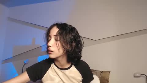 Alana online show from November 2025 09:47:01 PM