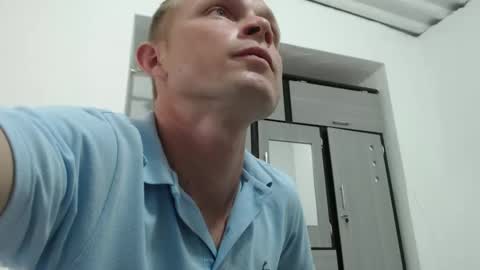 Snapshot of hot_mann11 chatting on March 2025 09:36:02 PM angel online show from March 2025 09:36:02 PM