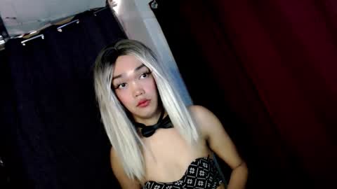 hot_moma69 online show from March 2026 02:04:01 AM