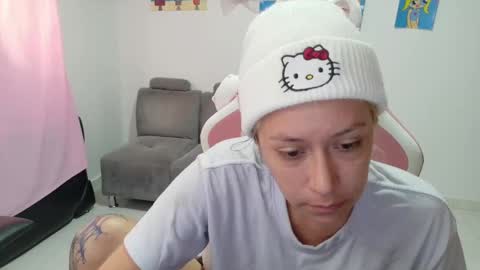 Mia online show from February 2026 02:46:02 PM