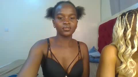 Snapshot of hot_petite1 chatting on June 2026 09:48:02 PM Hot petite online show from June 2026 09:48:02 PM