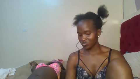 Snapshot of hot_petite1 chatting on June 2026 12:32:02 AM Hot petite online show from June 2026 12:32:02 AM