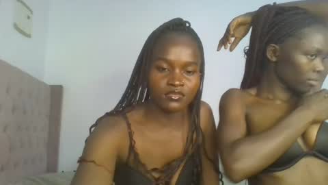 Snapshot of hot_petite12 chatting on July 2026 07:13:01 PM Petite online show from July 2026 07:13:01 PM