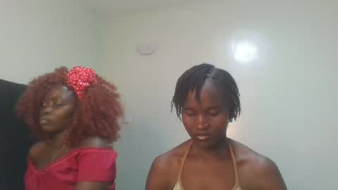 Snapshot of hot_petite12 chatting on July 2026 08:11:02 PM Petite online show from July 2026 08:11:02 PM