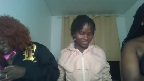 Snapshot of hot_petite12 chatting on July 2026 09:56:02 PM Petite online show from July 2026 09:56:02 PM