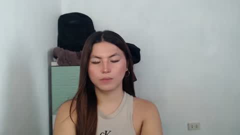 Nikki  online show from April 2026 07:03:01 AM