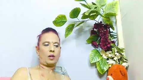 Snapshot of hot_queen58 chatting on June 2026 05:17:02 PM hot queen online show from June 2026 05:17:02 PM