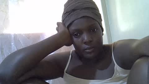 RAYLAH online show from April 2026 07:02:01 AM