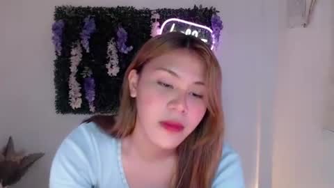 Selena online show from March 2025 08:05:01 PM