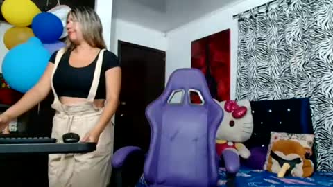 Snapshot of hot_sexy_bunny chatting on July 2026 01:28:02 PM hot sexy bunny online show from July 2026 01:28:02 PM