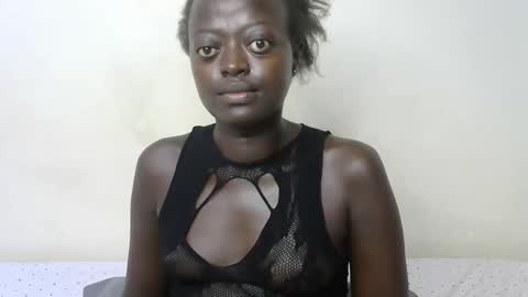 hot_tashaa online show from April 2026 09:37:02 PM