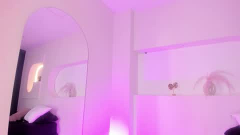 Valery online show from September 2025 12:05:02 PM