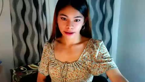 Yanna online show from April 2026 08:15:02 PM