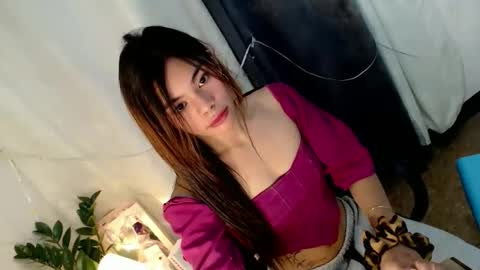 Yanna online show from April 2026 03:11:01 PM