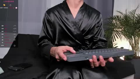 Andrew xdres08 online show from January 2025 02:58:02 AM