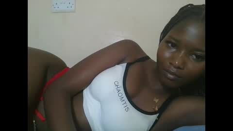 Snapshot of hotbabbee chatting on October 2025 09:51:01 AM love online show from October 2025 09:51:01 AM