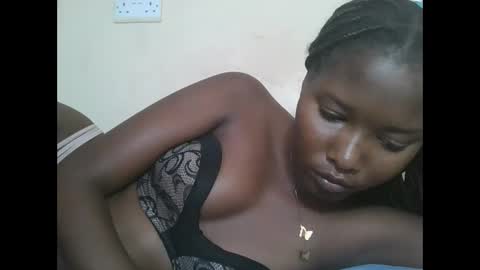 Snapshot of hotbabbee chatting on October 2025 10:44:01 AM love online show from October 2025 10:44:01 AM